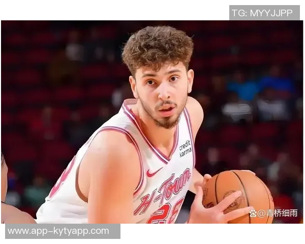 申京三分命中率大幅提升火媒称其进化显而易见引发关注