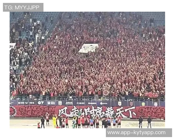 25岁中场新星木扎帕尔正式加盟长春亚泰开启职业新篇章